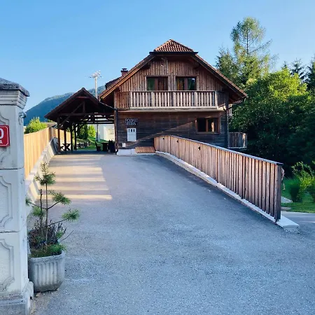 Hébergement de vacances Family House *