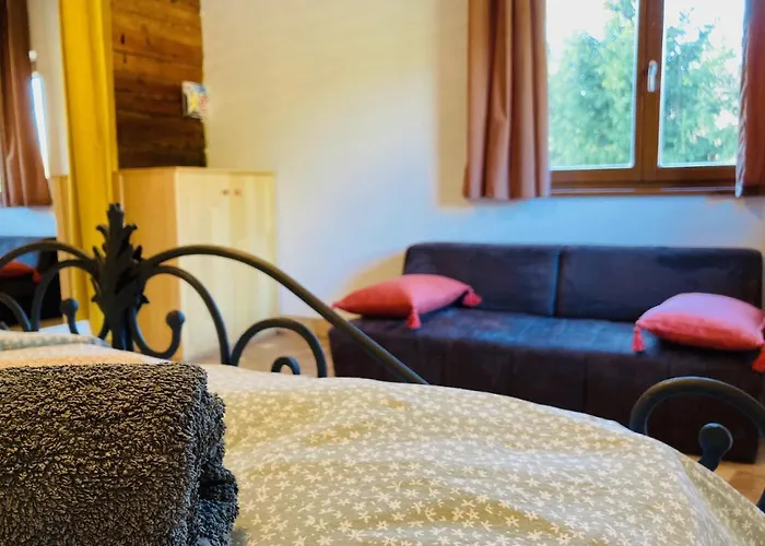 Дом отдыха Family House *