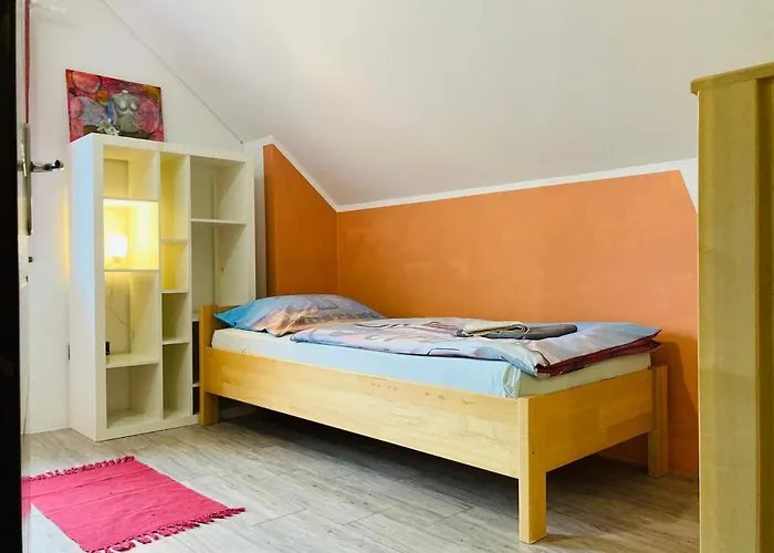 Family House Дом отдыха