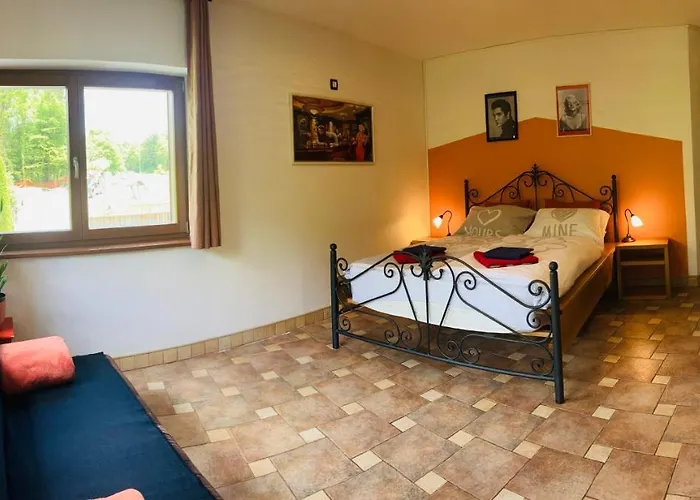 Дом отдыха Family House